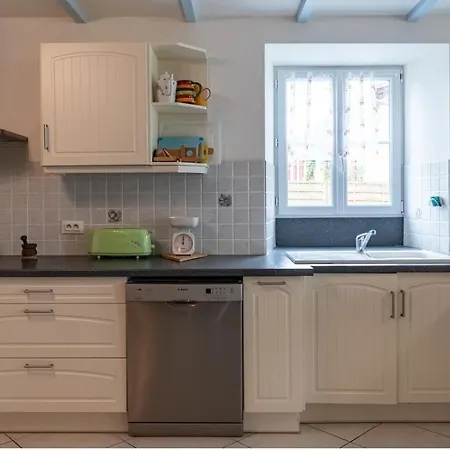 Eugénie Saint-Quentin-de-Chalais